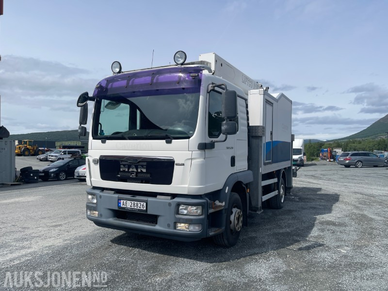 2010 MAN TGM kranbil med liftgo A18 - Камион с кран: снимка 1 2010 MAN TGM kranbil med liftgo A18 - Камион с кран: снимка 1