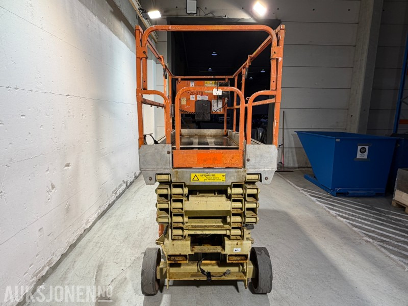 2011 JLG 3246ES Sakselift 11,68 m – 315 timer - Работна площадка: снимка 4 2011 JLG 3246ES Sakselift 11,68 m – 315 timer - Работна площадка: снимка 4