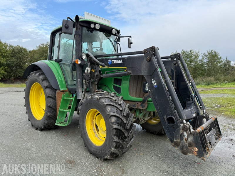 2011 John Deere 6230 Premium 40 km - Трактор: снимка 3 2011 John Deere 6230 Premium 40 km - Трактор: снимка 3