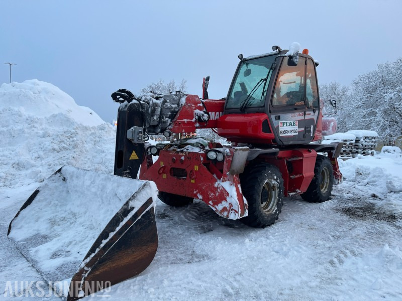 2011 Manitou Easy MRT 1840 Teleskoptruck med sving på hytte, 7368 timer - Телескопичен товарач: снимка 1 2011 Manitou Easy MRT 1840 Teleskoptruck med sving på hytte, 7368 timer - Телескопичен товарач: снимка 1