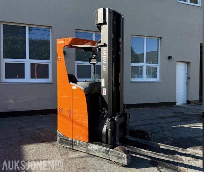 2011 Skyvemasttruck - Toyota BT RRE - Работна площадка: снимка 1 2011 Skyvemasttruck - Toyota BT RRE - Работна площадка: снимка 1