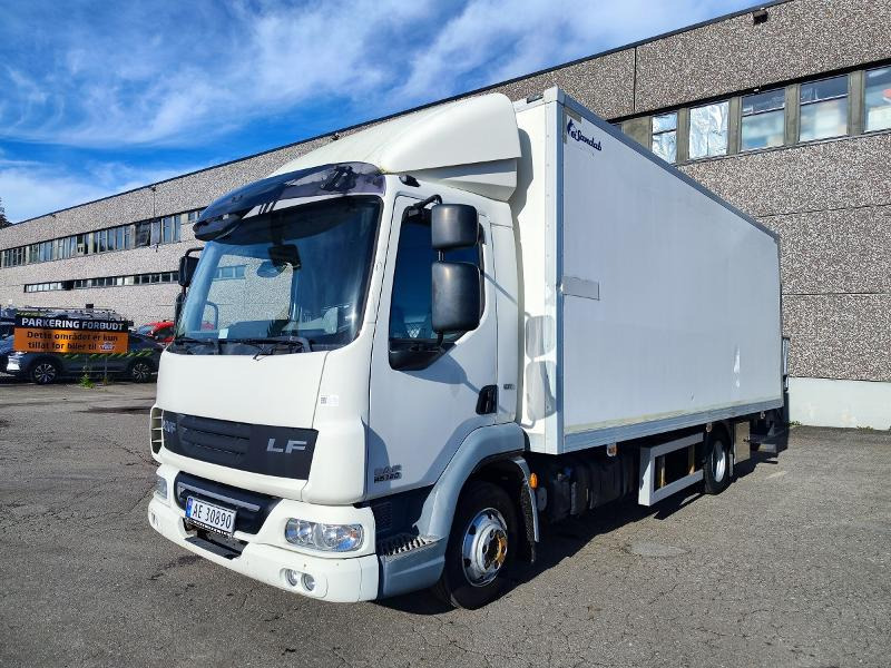 2012 DAF LF 45.180 / Zepro 1500 løftelem / Sidedør på skap - Камион фургон: снимка 1 2012 DAF LF 45.180 / Zepro 1500 løftelem / Sidedør på skap - Камион фургон: снимка 1