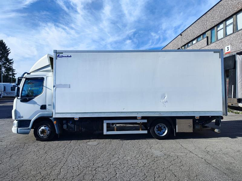 2012 DAF LF 45.180 / Zepro 1500 løftelem / Sidedør på skap - Камион фургон: снимка 3 2012 DAF LF 45.180 / Zepro 1500 løftelem / Sidedør på skap - Камион фургон: снимка 3