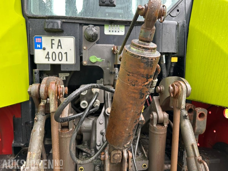 2013 Claas Arion 430 TRAKTOR MED FRONTLESSEAPPARAT - 5619 Timer - Трактор: снимка 3 2013 Claas Arion 430 TRAKTOR MED FRONTLESSEAPPARAT - 5619 Timer - Трактор: снимка 3