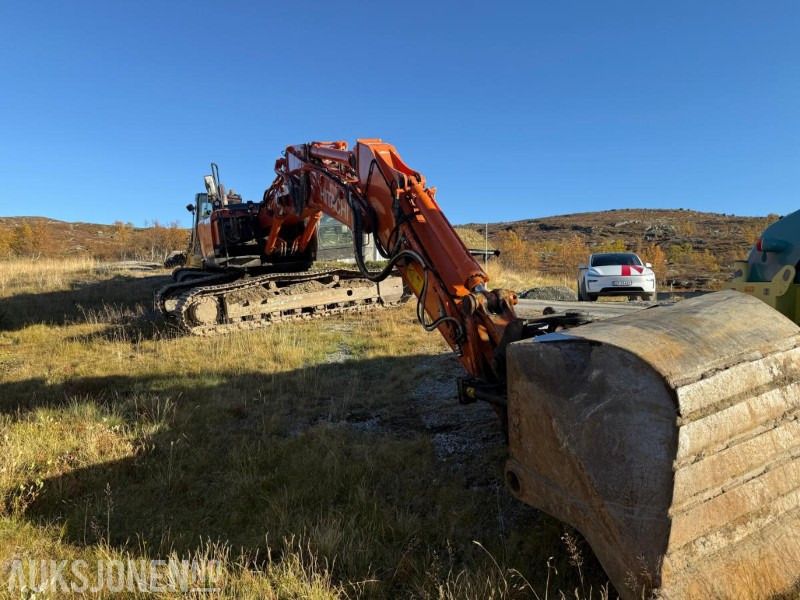 2013 Hitachi Zaxis 210LC - Багер: снимка 4 2013 Hitachi Zaxis 210LC - Багер: снимка 4