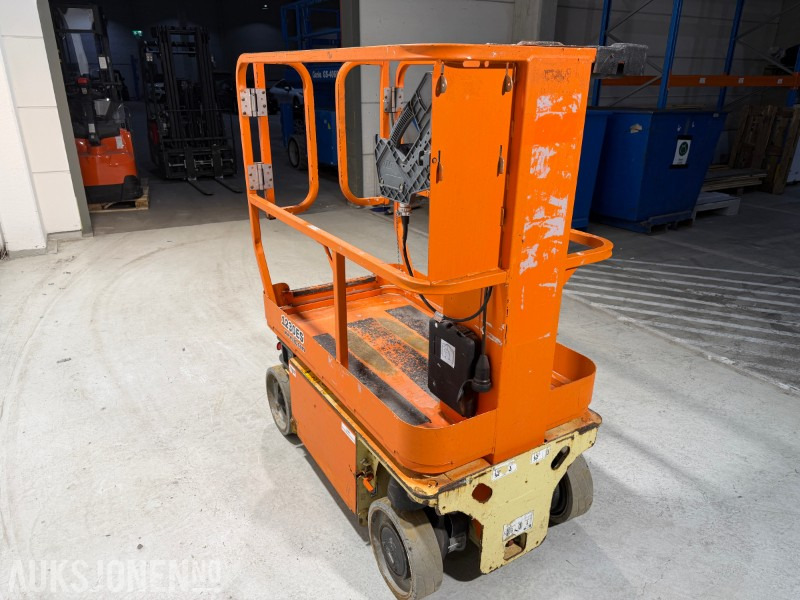 2013 JLG 1230ES Elektrisk mastelift med 5,6 m arbeidshøyde - Работна площадка: снимка 4 2013 JLG 1230ES Elektrisk mastelift med 5,6 m arbeidshøyde - Работна площадка: снимка 4