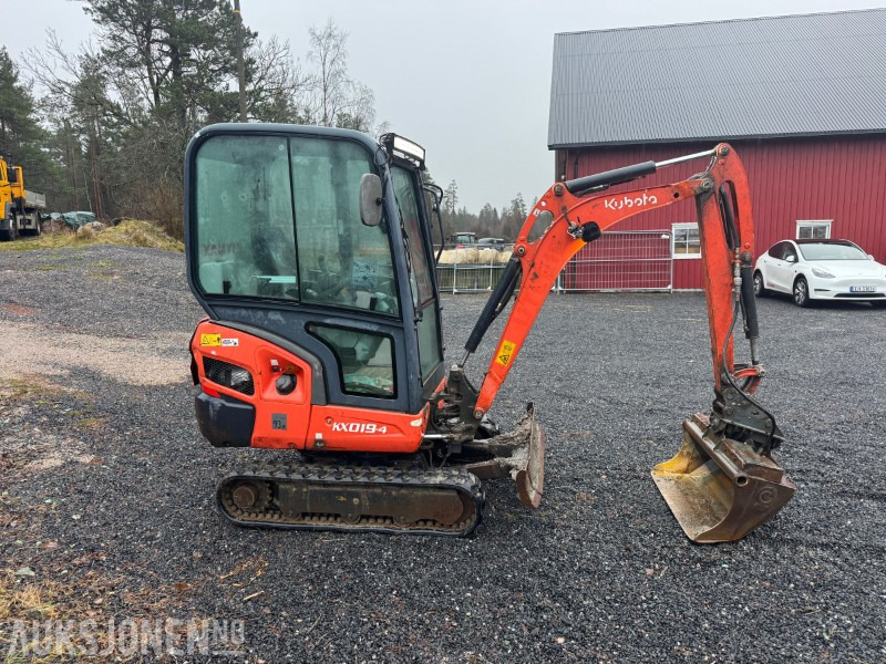 2013 Kubota KX019-4 minigraver m/ Ifor Williams GX maskinhenger - Мини багер: снимка 4 2013 Kubota KX019-4 minigraver m/ Ifor Williams GX maskinhenger - Мини багер: снимка 4