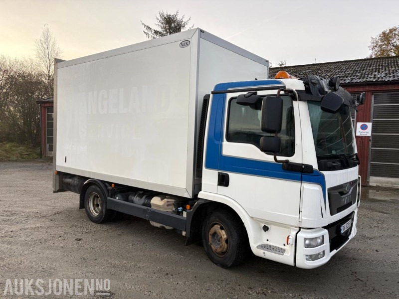 2013 MAN TGL8 220 4X2 Euro6T 3 seter servicevogn C1-reg. - Камион фургон: снимка 4 2013 MAN TGL8 220 4X2 Euro6T 3 seter servicevogn C1-reg. - Камион фургон: снимка 4