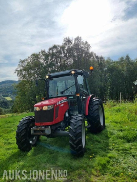 2013 Massey Ferguson 3625 / 4x4 / Nylig utført service / Lavt timetall / Leveringsklar - Трактор: снимка 2 2013 Massey Ferguson 3625 / 4x4 / Nylig utført service / Lavt timetall / Leveringsklar - Трактор: снимка 2