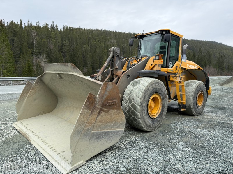 2013 Volvo L150G hjullaster - spakstyring - video - Колесен товарач: снимка 1 2013 Volvo L150G hjullaster - spakstyring - video - Колесен товарач: снимка 1