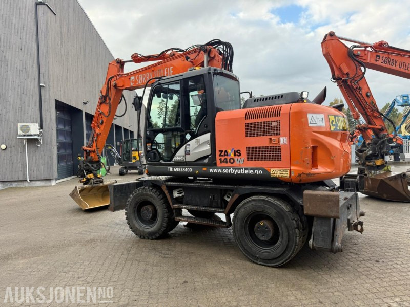2014 Hitachi Zaxis 140W HJULGRAVER ENGCON TILTROTATOR SERVICEHISTORIKK SENTRALSMØRING. - Багер: снимка 4 2014 Hitachi Zaxis 140W HJULGRAVER ENGCON TILTROTATOR SERVICEHISTORIKK SENTRALSMØRING. - Багер: снимка 4
