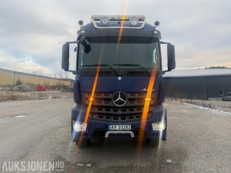 2014 Mercedes-Benz Arocs KROKBIL M/DUMPERKASSE EURO 6 SERVICEHISTORIKK NYLIG EU-GODKJENT 510HK - Мултилифт с кука камион: снимка 4 2014 Mercedes-Benz Arocs KROKBIL M/DUMPERKASSE EURO 6 SERVICEHISTORIKK NYLIG EU-GODKJENT 510HK - Мултилифт с кука камион: снимка 4
