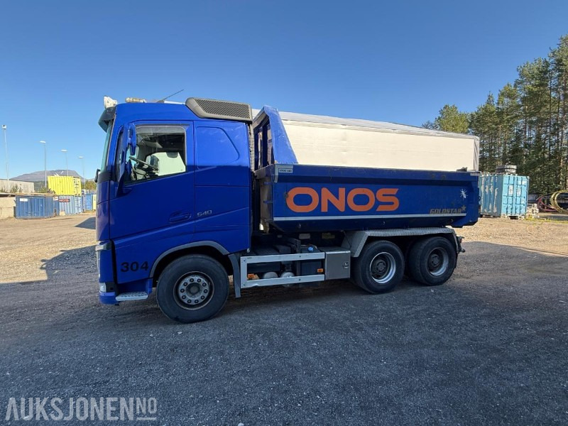 2014 VOLVO FH540 6X4 Tippbil - EURO 6 - 324439KM - Самосвал камион: снимка 2 2014 VOLVO FH540 6X4 Tippbil - EURO 6 - 324439KM - Самосвал камион: снимка 2