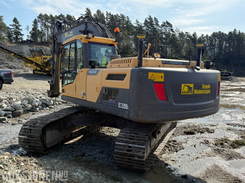 2014 Volvo EC 220DL - 10 656 timer - sertifisert - Багер: снимка 4 2014 Volvo EC 220DL - 10 656 timer - sertifisert - Багер: снимка 4
