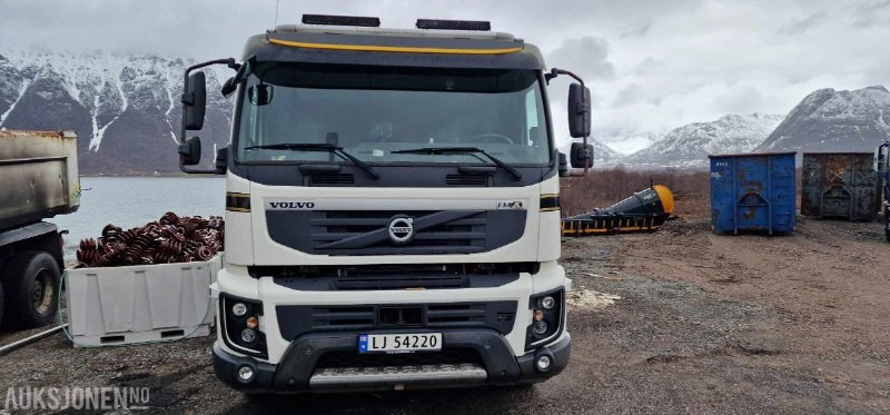 2014 Volvo FMX * Krokløft * 275076 km * Godkjent som skolebil * Eu godkjent til 25.08.2025 - Мултилифт с кука камион: снимка 3 2014 Volvo FMX * Krokløft * 275076 km * Godkjent som skolebil * Eu godkjent til 25.08.2025 - Мултилифт с кука камион: снимка 3