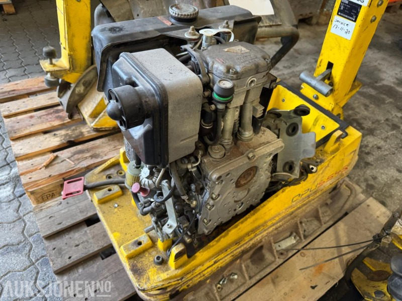 Валяк 2014 Wacker Neuson vibroplater deler og repobjekt: снимка 14 Валяк 2014 Wacker Neuson vibroplater deler og repobjekt: снимка 14