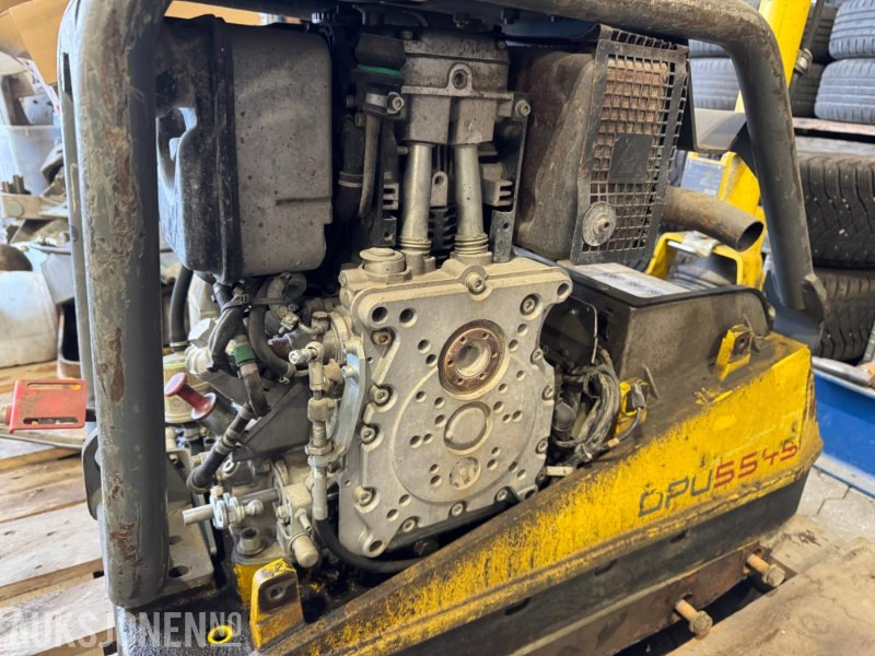 Валяк 2014 Wacker Neuson vibroplater deler og repobjekt: снимка 6 Валяк 2014 Wacker Neuson vibroplater deler og repobjekt: снимка 6