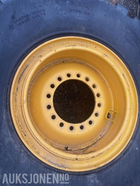 2015 4 Stk 20,5/25 GoodYear hjullasterdekk - Колесен товарач: снимка 4 2015 4 Stk 20,5/25 GoodYear hjullasterdekk - Колесен товарач: снимка 4