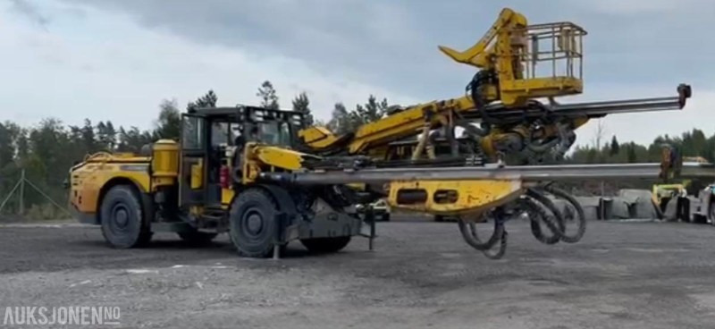 2015 Epiroc BOOMER E2C - 4149t - Пробивна машина: снимка 1 2015 Epiroc BOOMER E2C - 4149t - Пробивна машина: снимка 1