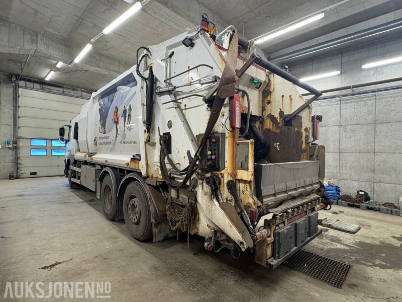 2015 Volvo FMX 420 EURO 6T komprimatorbil med 2 kammer og sidelaster - Боклукчийска кола: снимка 4 2015 Volvo FMX 420 EURO 6T komprimatorbil med 2 kammer og sidelaster - Боклукчийска кола: снимка 4
