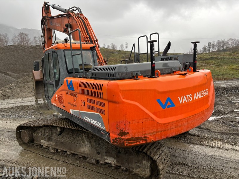 2016 Doosan DX255 LC-5 - Багер: снимка 3 2016 Doosan DX255 LC-5 - Багер: снимка 3
