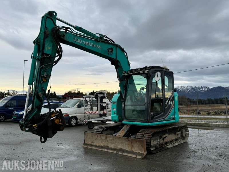 2016 Kobelco SK75SR-3E - 8 tonns gravemaskin - Tiltrotator - Pusskuffe - Bunkringspumpe - sentralsmøring - Sertifisert - Багер: снимка 1 2016 Kobelco SK75SR-3E - 8 tonns gravemaskin - Tiltrotator - Pusskuffe - Bunkringspumpe - sentralsmøring - Sertifisert - Багер: снимка 1