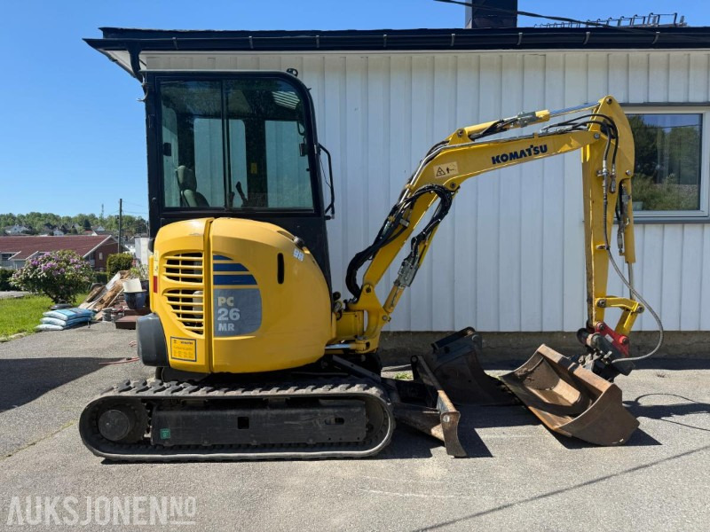 2016 Komatsu PC26MR minigraver m/2 skuffer. - Мини багер: снимка 3 2016 Komatsu PC26MR minigraver m/2 skuffer. - Мини багер: снимка 3