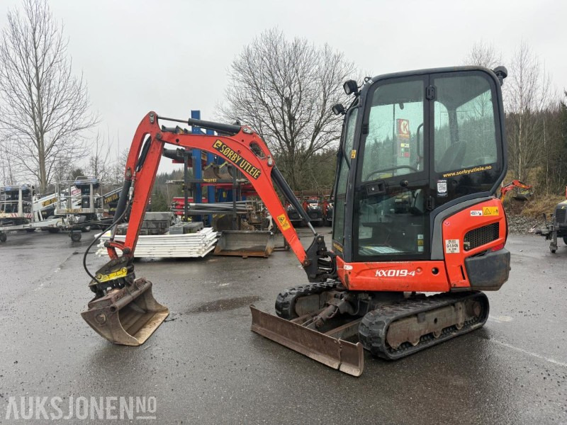 2016 Kubota KX019-4 MINIGRAVER NYE BELTER SERVICEHISTORIKK NY SERVICE 12/25. - Мини багер: снимка 1 2016 Kubota KX019-4 MINIGRAVER NYE BELTER SERVICEHISTORIKK NY SERVICE 12/25. - Мини багер: снимка 1