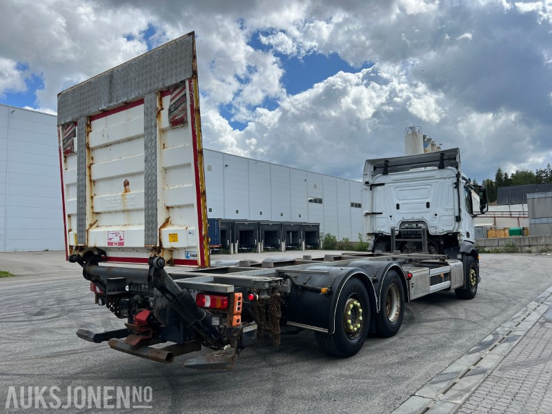2016 Mercedes-Benz Antos 2545 containerbil med baklem, ryggekamera, hengerfeste, bluetec - Контейнеровоз/ Сменна каросерия камион: снимка 5 2016 Mercedes-Benz Antos 2545 containerbil med baklem, ryggekamera, hengerfeste, bluetec - Контейнеровоз/ Сменна каросерия камион: снимка 5