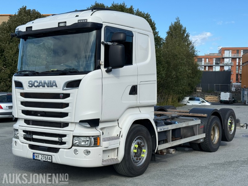 2016 Scania R580 6x2 chassis– 563.505 km / VBG / helluft - Камион цистерна: снимка 1 2016 Scania R580 6x2 chassis– 563.505 km / VBG / helluft - Камион цистерна: снимка 1