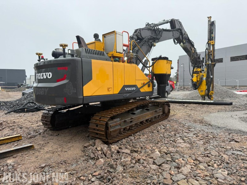 Верижен багер 2016 VOLVO EC300EL BELTEGRAVER M/BORTÅRN - SERVICEHISTORIKK - ENGCON TILTROTATOR - MASKINSTYRING - SENTRALSMØRING.: снимка 6 Верижен багер 2016 VOLVO EC300EL BELTEGRAVER M/BORTÅRN - SERVICEHISTORIKK - ENGCON TILTROTATOR - MASKINSTYRING - SENTRALSMØRING.: снимка 6
