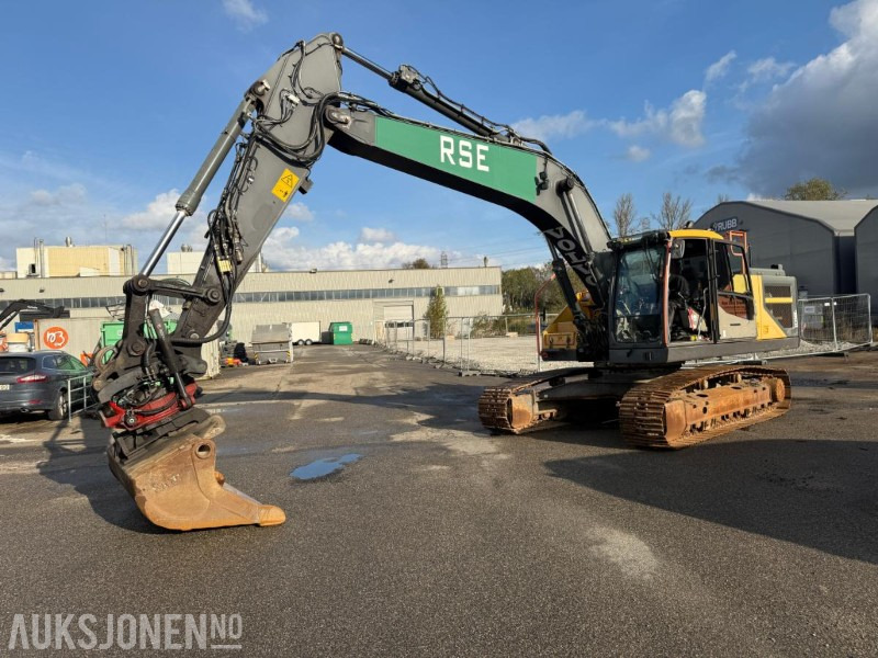2016 Volvo EC250EL BELTEGRAVER R8 ROTOTILT TOPCON MASKINSTYRING SERVICEHISTORIKK - Багер: снимка 1 2016 Volvo EC250EL BELTEGRAVER R8 ROTOTILT TOPCON MASKINSTYRING SERVICEHISTORIKK - Багер: снимка 1