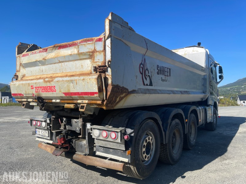 2016 Volvo FH16 FH750 8x4 tippbil - Самосвал камион: снимка 4 2016 Volvo FH16 FH750 8x4 tippbil - Самосвал камион: снимка 4