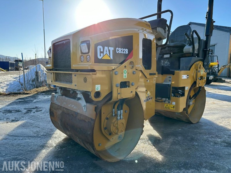 2017 CAT CB22B VIBRO VALS - 1678 Timer - Валяк: снимка 1 2017 CAT CB22B VIBRO VALS - 1678 Timer - Валяк: снимка 1