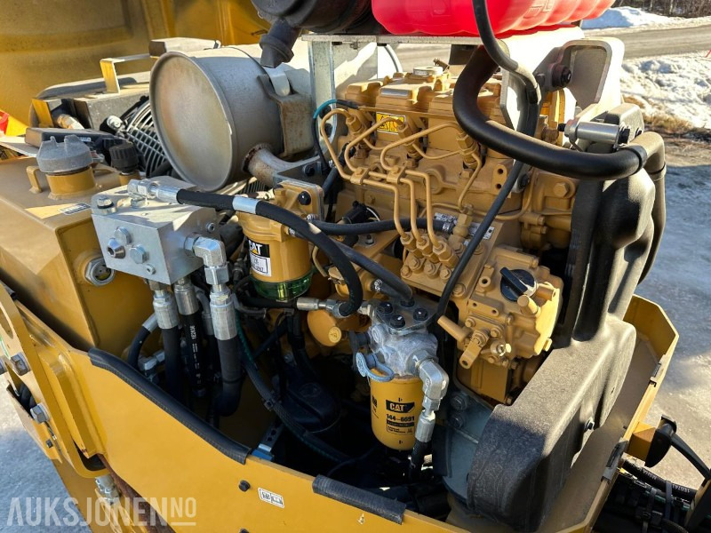 Лизинг на  2017 CAT CB22B VIBRO VALS - 1678 Timer 2017 CAT CB22B VIBRO VALS - 1678 Timer: снимка 9