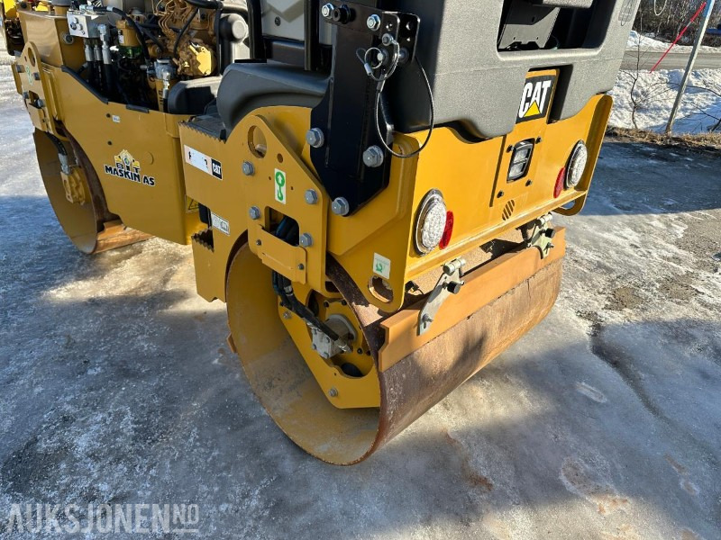 Лизинг на  2017 CAT CB22B VIBRO VALS - 1678 Timer 2017 CAT CB22B VIBRO VALS - 1678 Timer: снимка 13