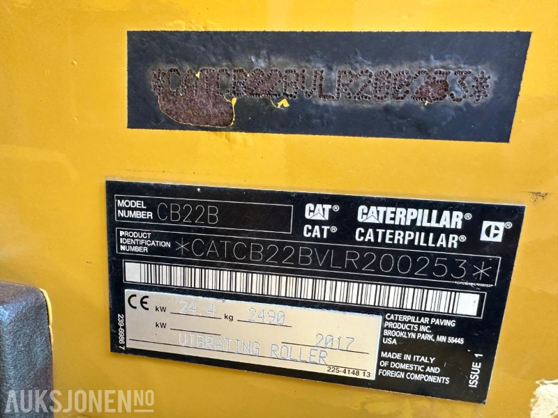 2017 CAT CB22B VIBRO VALS - 1678 Timer - Валяк: снимка 4 2017 CAT CB22B VIBRO VALS - 1678 Timer - Валяк: снимка 4