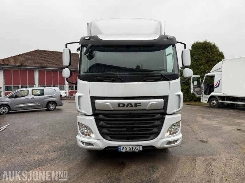 2017 DAF CF 310 SKAPBIL M/FULL SIDEÅPNING 18 PALLER SERVICEHISTORIKK. - Камион фургон: снимка 5 2017 DAF CF 310 SKAPBIL M/FULL SIDEÅPNING 18 PALLER SERVICEHISTORIKK. - Камион фургон: снимка 5
