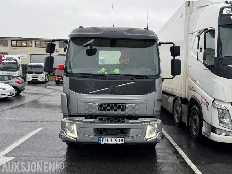 2017 Volvo FL D8 BERGINGSBIL M/HENGER EURO 6 VINSJ RETARDER LUFTFJÆRING LEDRIGGER ROTORLYS - Пожарна кола: снимка 3 2017 Volvo FL D8 BERGINGSBIL M/HENGER EURO 6 VINSJ RETARDER LUFTFJÆRING LEDRIGGER ROTORLYS - Пожарна кола: снимка 3