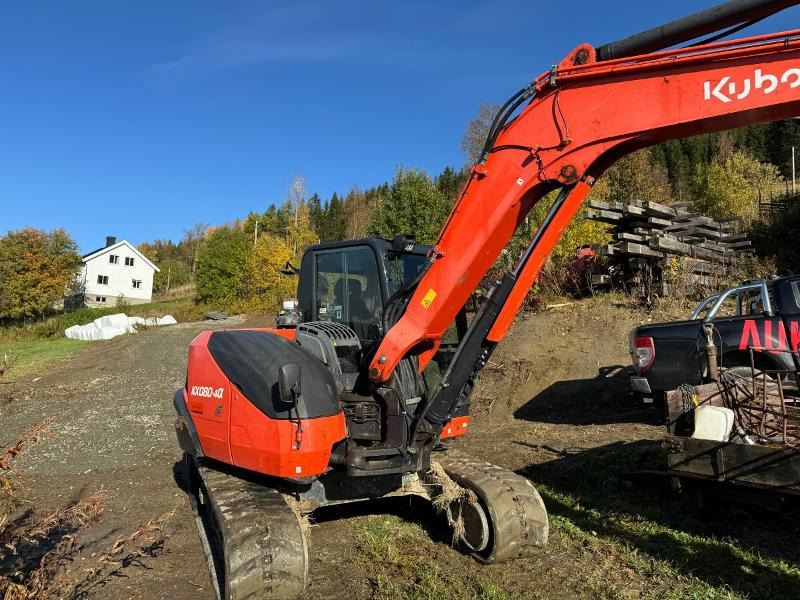 2018 Kubota KX080-4 ROTOTILT, 2 SKUFFER, SENTRALSMØRING - Багер: снимка 5 2018 Kubota KX080-4 ROTOTILT, 2 SKUFFER, SENTRALSMØRING - Багер: снимка 5