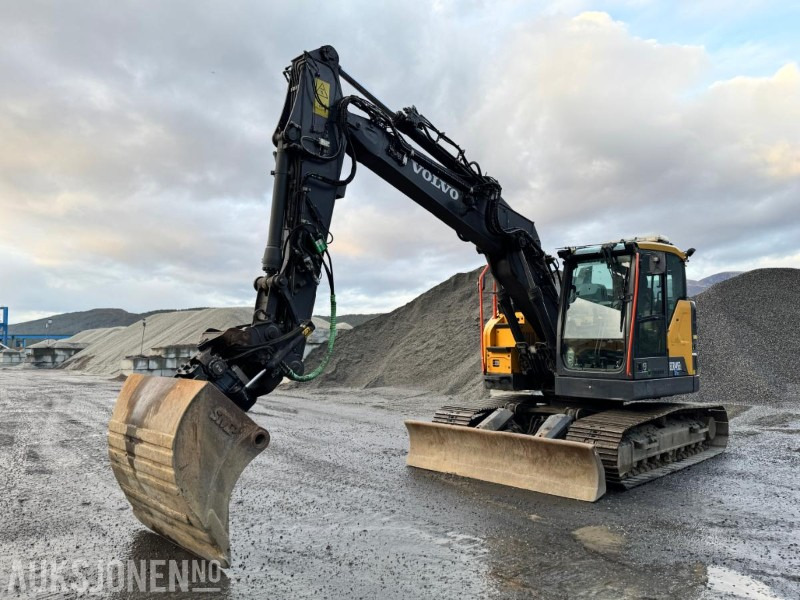 2018 Volvo ECR145EL - 16,5 tonns gravemaskin - Knekkbom - Leica GPS - Sentralsmøring - Bunkringspumpe - 2 skuffer - Sertifiseres før salg - Багер: снимка 1 2018 Volvo ECR145EL - 16,5 tonns gravemaskin - Knekkbom - Leica GPS - Sentralsmøring - Bunkringspumpe - 2 skuffer - Sertifiseres før salg - Багер: снимка 1