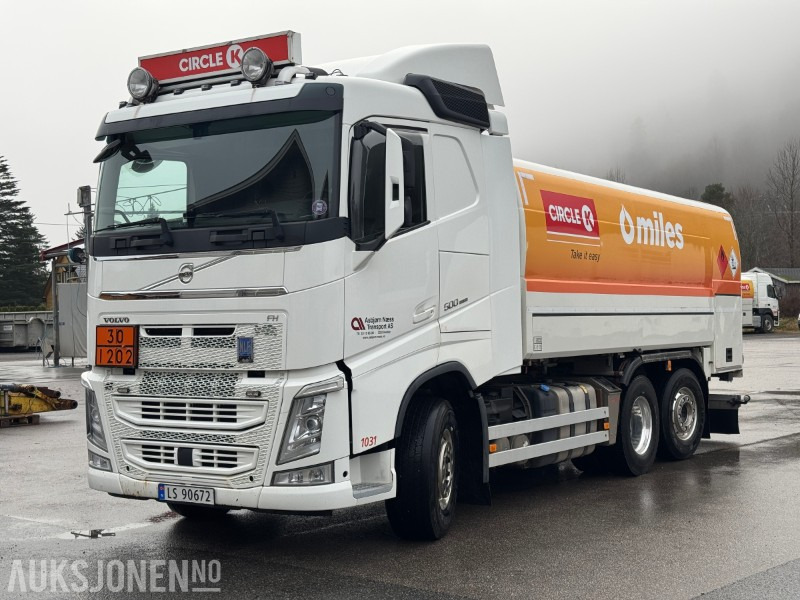 2018 Volvo FH500 - Tankbil - HMK Bilcon tankpåbygg, 18 m³, 4 kammer - Helluft - Камион цистерна: снимка 1 2018 Volvo FH500 - Tankbil - HMK Bilcon tankpåbygg, 18 m³, 4 kammer - Helluft - Камион цистерна: снимка 1
