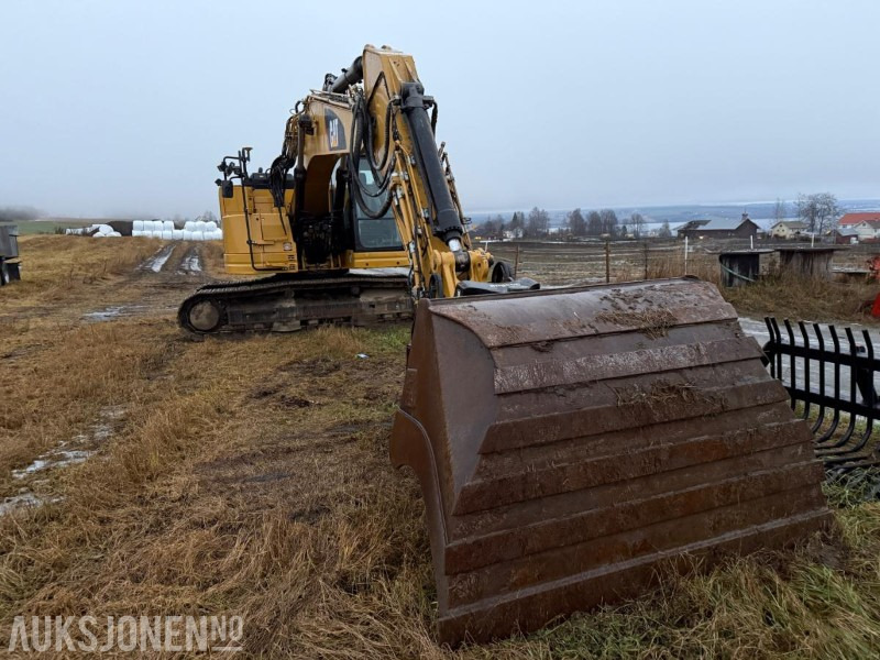 2019 Cat 325L m/Engcon tiltrotator, Gps og 2 skuffer - Багер: снимка 5 2019 Cat 325L m/Engcon tiltrotator, Gps og 2 skuffer - Багер: снимка 5