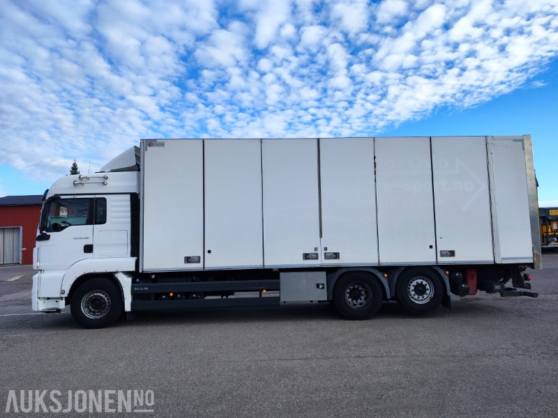 2019 MAN TGS 26.350 • Skapbil med sideåpning og Zepro lift • Euro 6 • 5500 mm akselavstand - Камион фургон: снимка 1 2019 MAN TGS 26.350 • Skapbil med sideåpning og Zepro lift • Euro 6 • 5500 mm akselavstand - Камион фургон: снимка 1