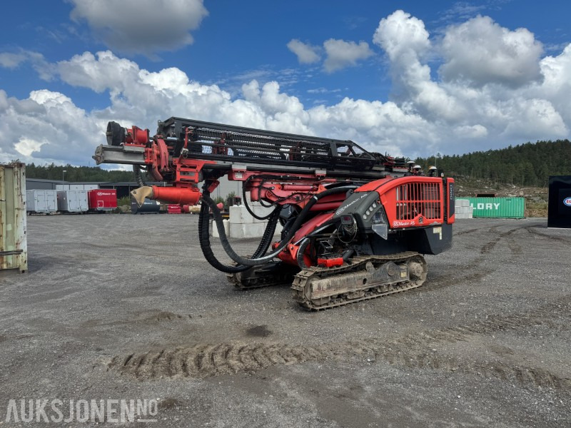 2019 Sandvik Dino DC410RI Borerigg - GPS - Radio - - Пробивна машина: снимка 1 2019 Sandvik Dino DC410RI Borerigg - GPS - Radio - - Пробивна машина: снимка 1