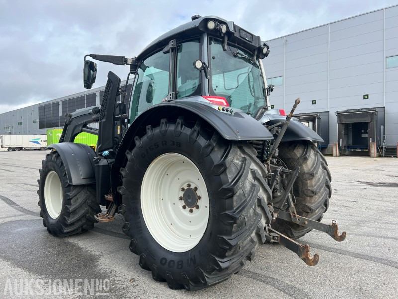 2019 Valtra N174D 1C8 - frontlaster - Трактор: снимка 3 2019 Valtra N174D 1C8 - frontlaster - Трактор: снимка 3
