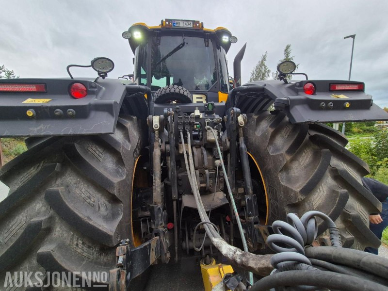 2020 JCB Fastrac 8330, 65 km/t, 1700 timer - Трактор: снимка 4 2020 JCB Fastrac 8330, 65 km/t, 1700 timer - Трактор: снимка 4