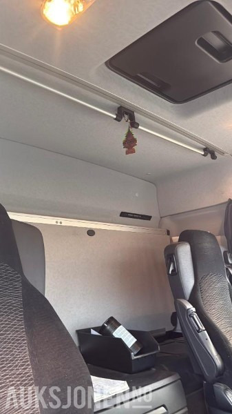 Самосвал камион 2020 Mercedes-Benz Arocs 2653 DUMPERBIL - GULLAVTALE - LAV KM.: снимка 35 Самосвал камион 2020 Mercedes-Benz Arocs 2653 DUMPERBIL - GULLAVTALE - LAV KM.: снимка 35