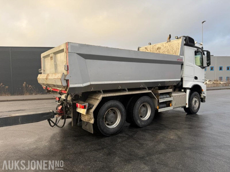Самосвал камион 2020 Mercedes-Benz Arocs 2653 DUMPERBIL - GULLAVTALE - LAV KM.: снимка 7 Самосвал камион 2020 Mercedes-Benz Arocs 2653 DUMPERBIL - GULLAVTALE - LAV KM.: снимка 7