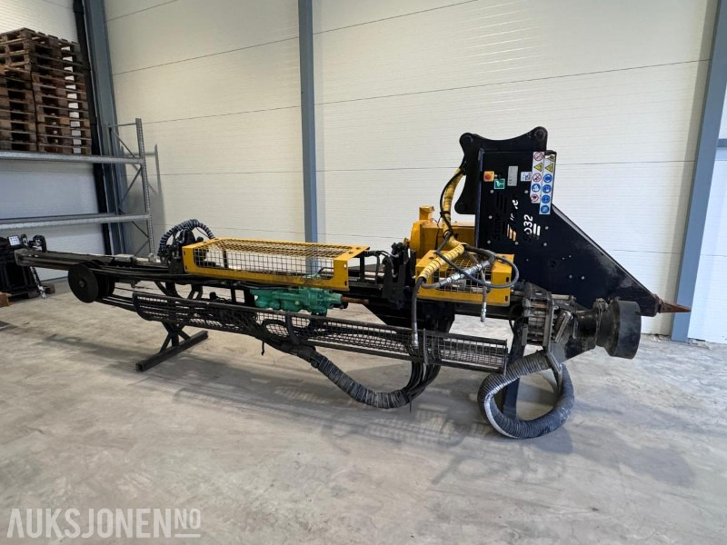 2020 Stone Power SD32 Boretårn for gravemaskin - Montabert HC50 hammer - Med fjernstyring - Пробивна машина: снимка 1 2020 Stone Power SD32 Boretårn for gravemaskin - Montabert HC50 hammer - Med fjernstyring - Пробивна машина: снимка 1